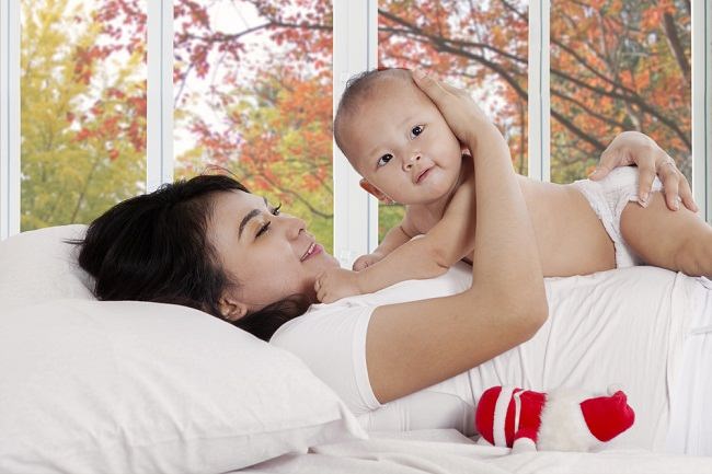 6 Trik Merawat Kulit Bayi Baru Lahir. Bunda Wajib Baca!