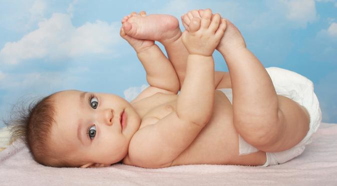 Berapa Lama Bayi Bisa Bertahan Tanpa Makanan / Minuman Apapun Setelah Lahir?