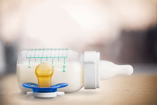 Cara Sterilisasi Botol Susu untuk Menjaga Kesehatan Bayi