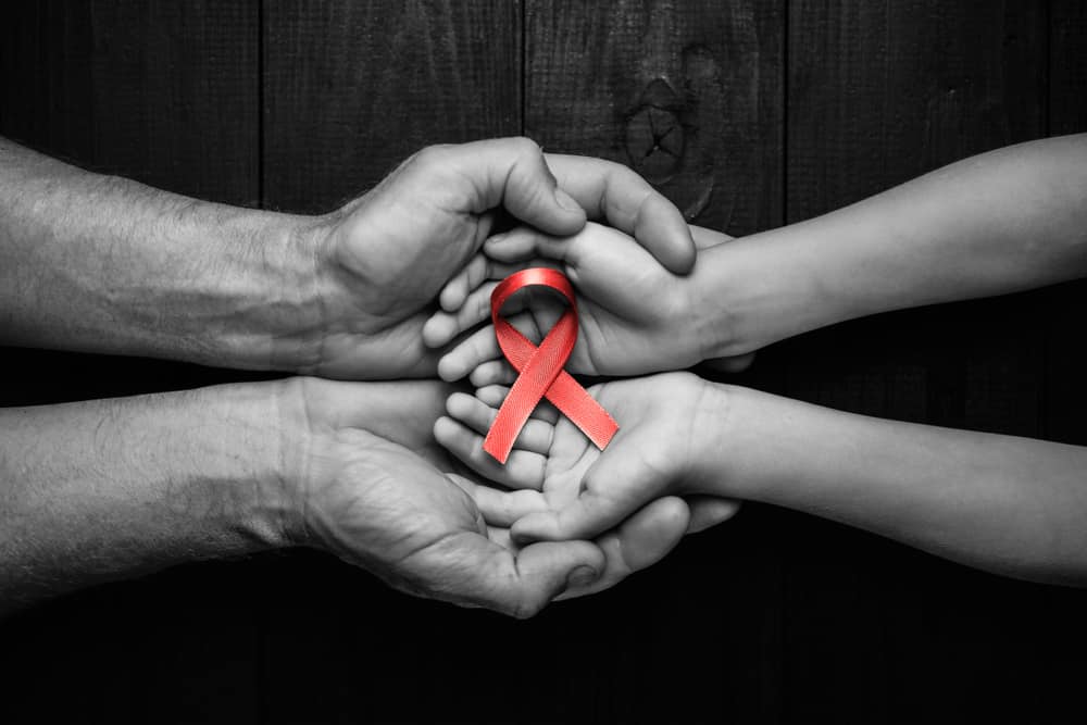 Mengenal Penyebab dan Gejala Infeksi HIV yang Terjadi Pada Anak