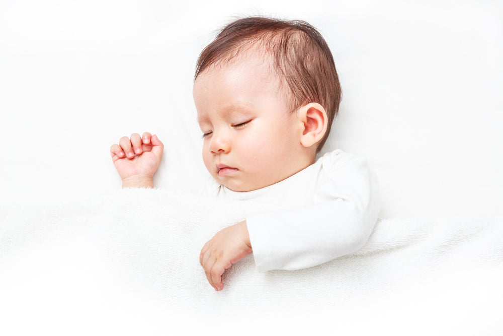 Bayi Berkeringat Saat Tidur, Normal Ataukah Bahaya?