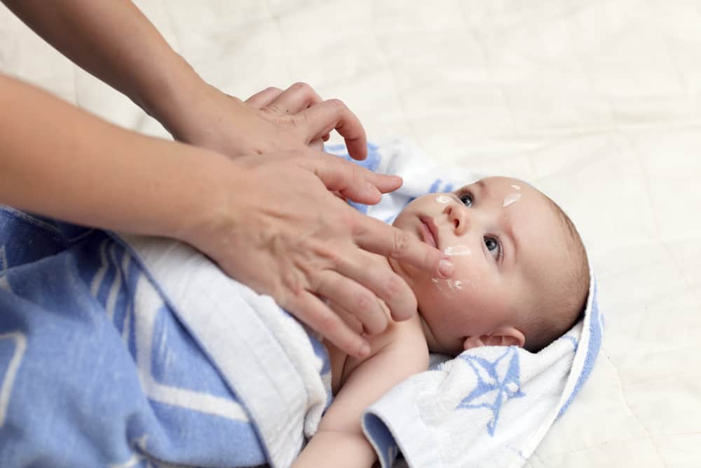 Perawatan Psoriasis Pada Bayi Agar Kulitnya Tetap Sehat