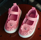 SMILING SHOES